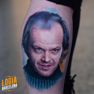 tatuaje_pierna_jack_nickolson_resplandor_logia_barcelona_karol_rybakowski 